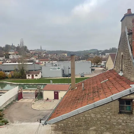 Appartement Meuble - 2 Chambres Montbard Exterior photo
