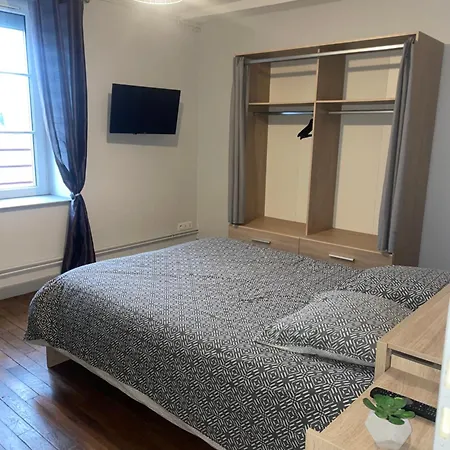 Appartement Meuble - 2 Chambres Montbard Exterior photo
