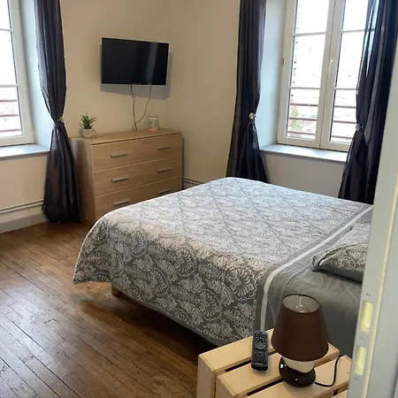 Appartement Meuble - 2 Chambres Montbard Exterior photo
